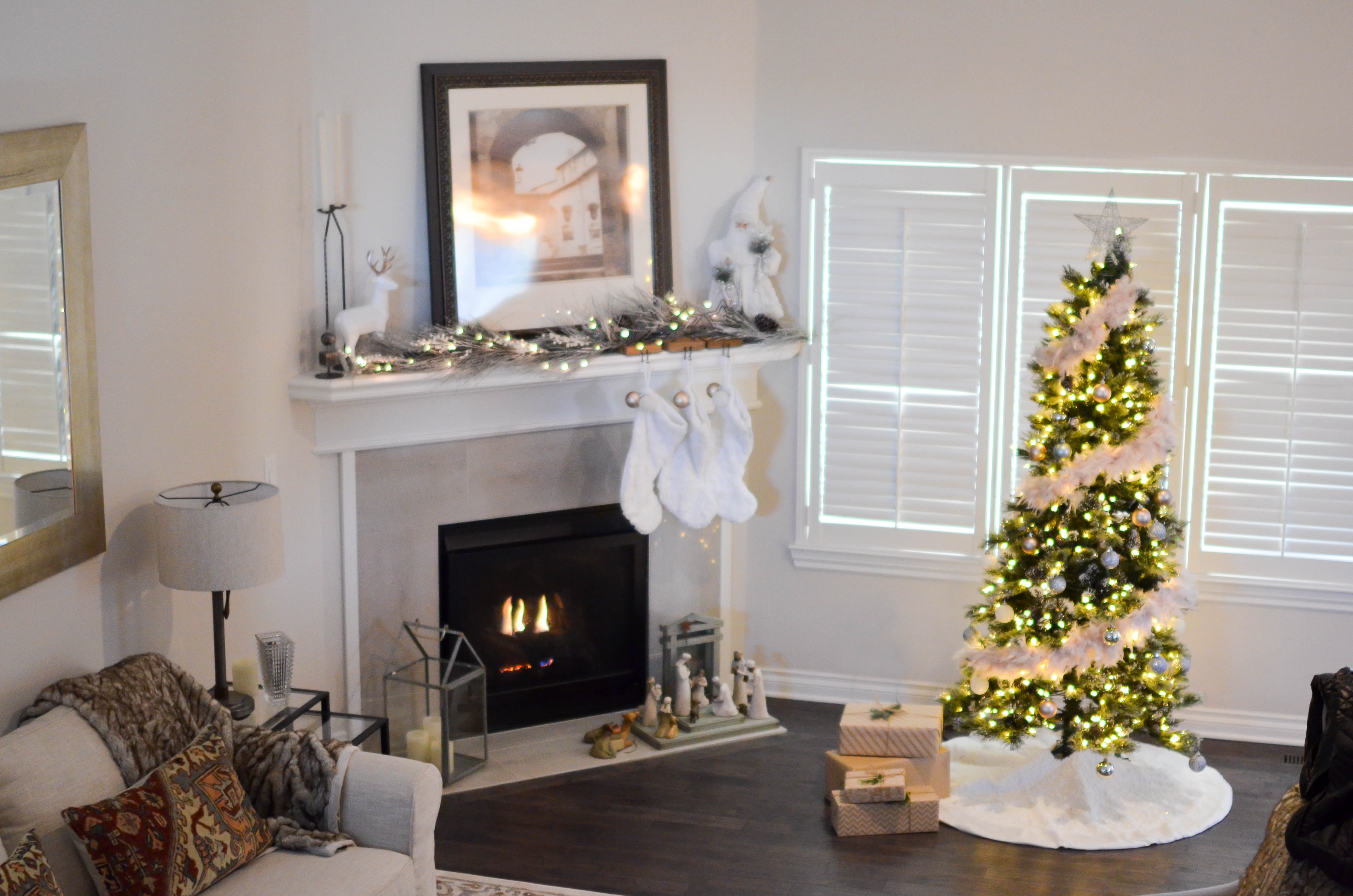 Trending Living Room Furniture for Holidays